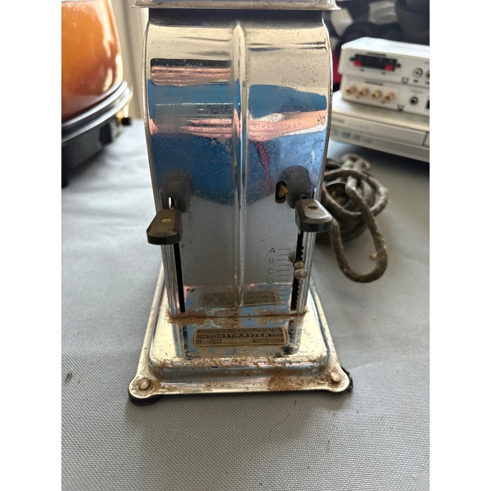 Vintage Toastmaster Model 1-A-1 Toaster Art Deco Waters-Genter Co Chrome